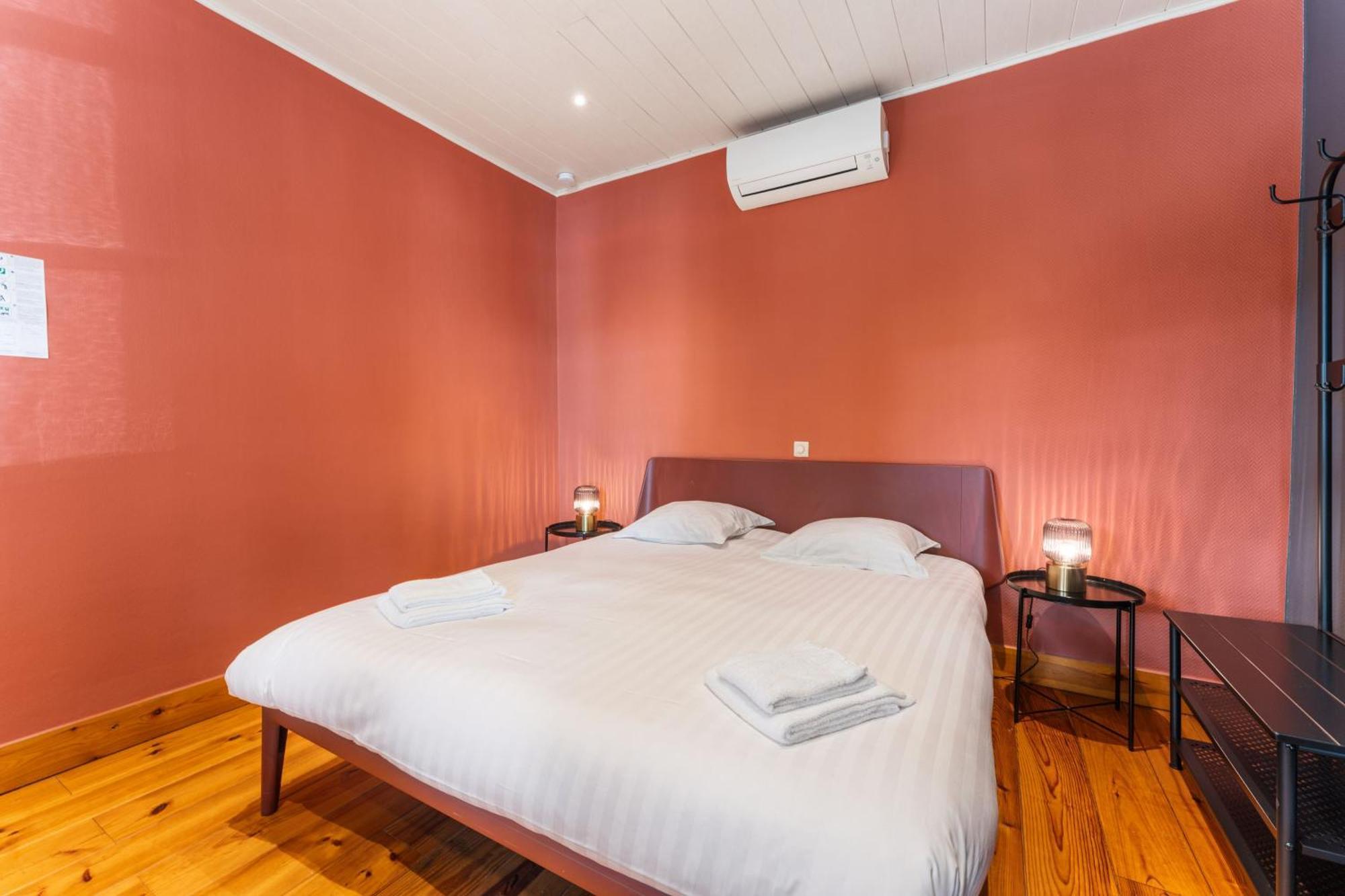 Bed & Breakfast Lake Suites 3*