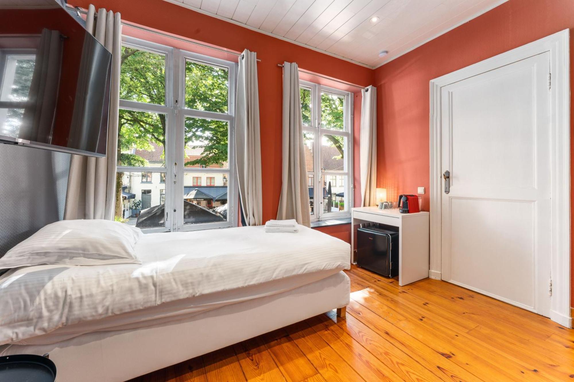 Lake Suites Bruges