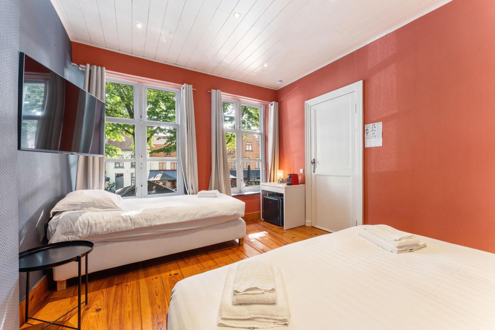 Bed & Breakfast Lake Suites Bruges